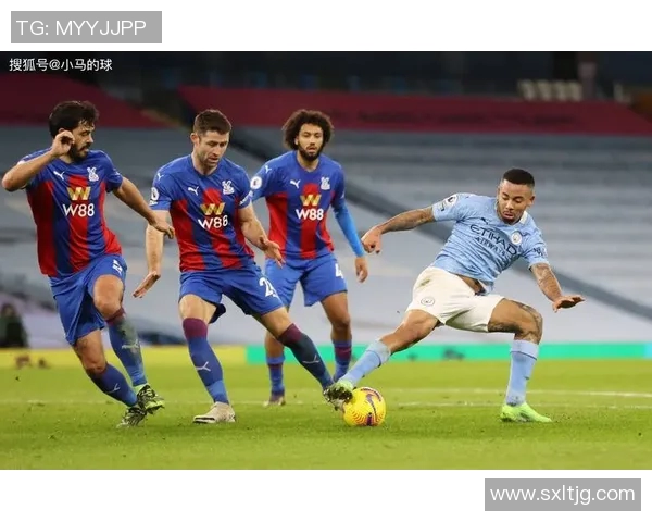 修咸顿主场迎战曼联双方争夺英超积分榜关键战役 修咸顿主场迎战曼联双方争夺英超积分榜关键战役